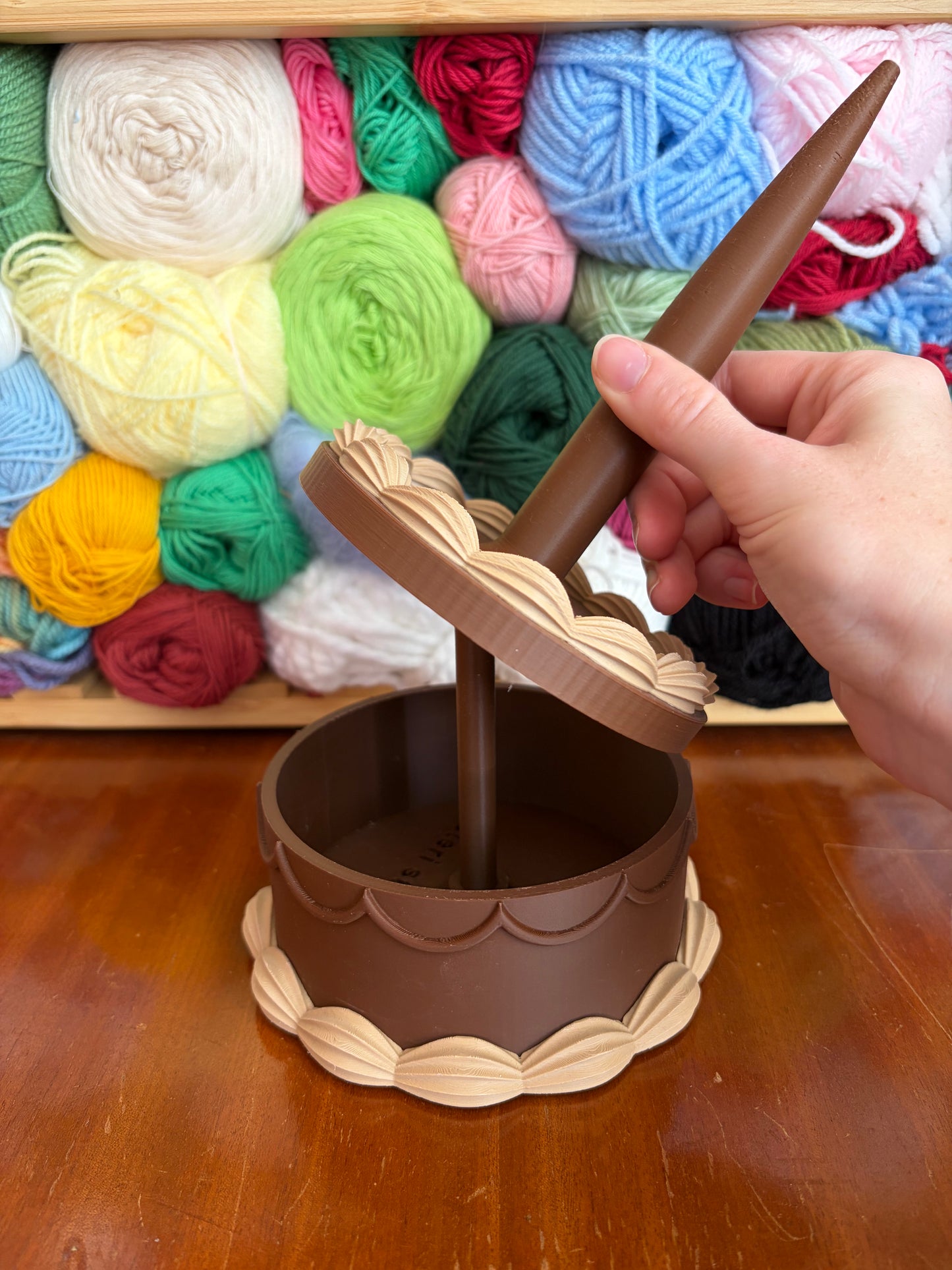 Dark & Light Brown Cake Yarn Spinner