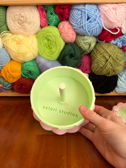 Green & Pink Cake Yarn Spinner